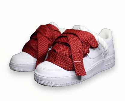 Af1 blancas con ropeleaces y lanvin laces rojos